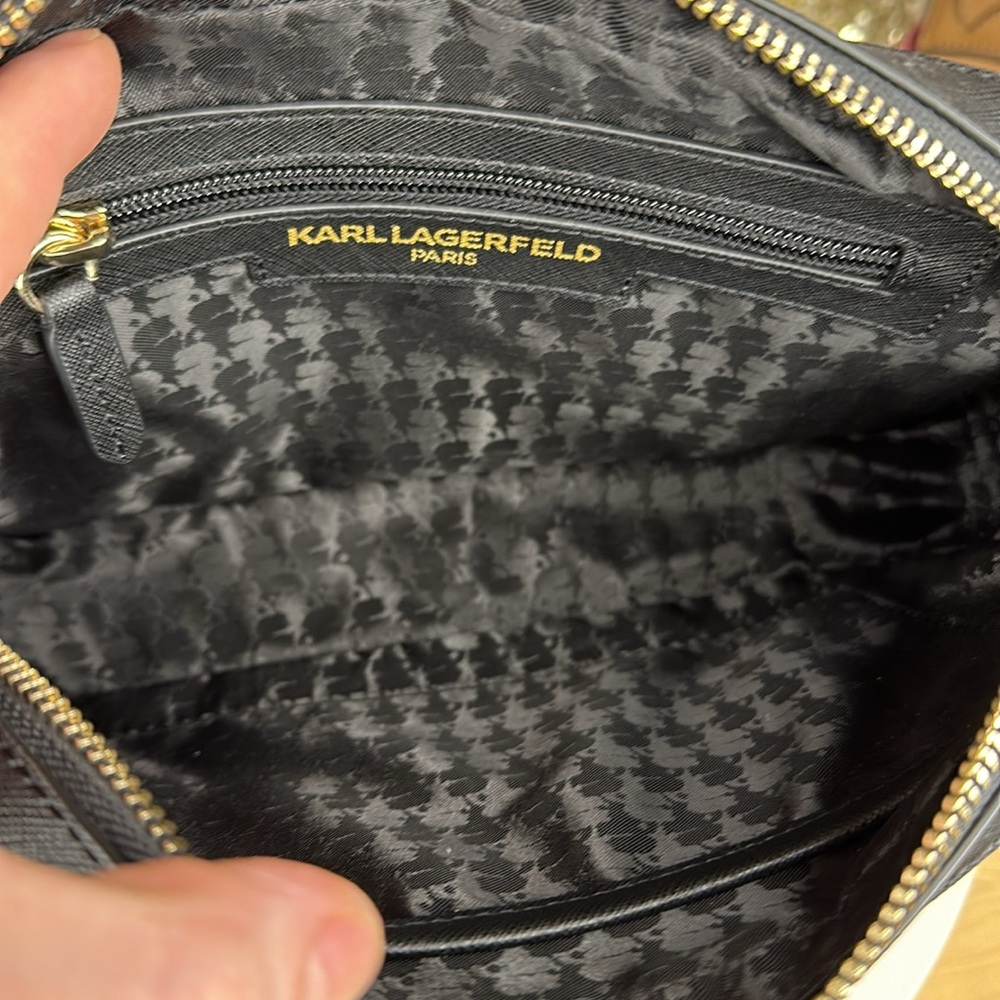 KARL LAGERFELD - Paris Maybelle Taxi NYC Black Crossbody Bag - Picture 13 of 16